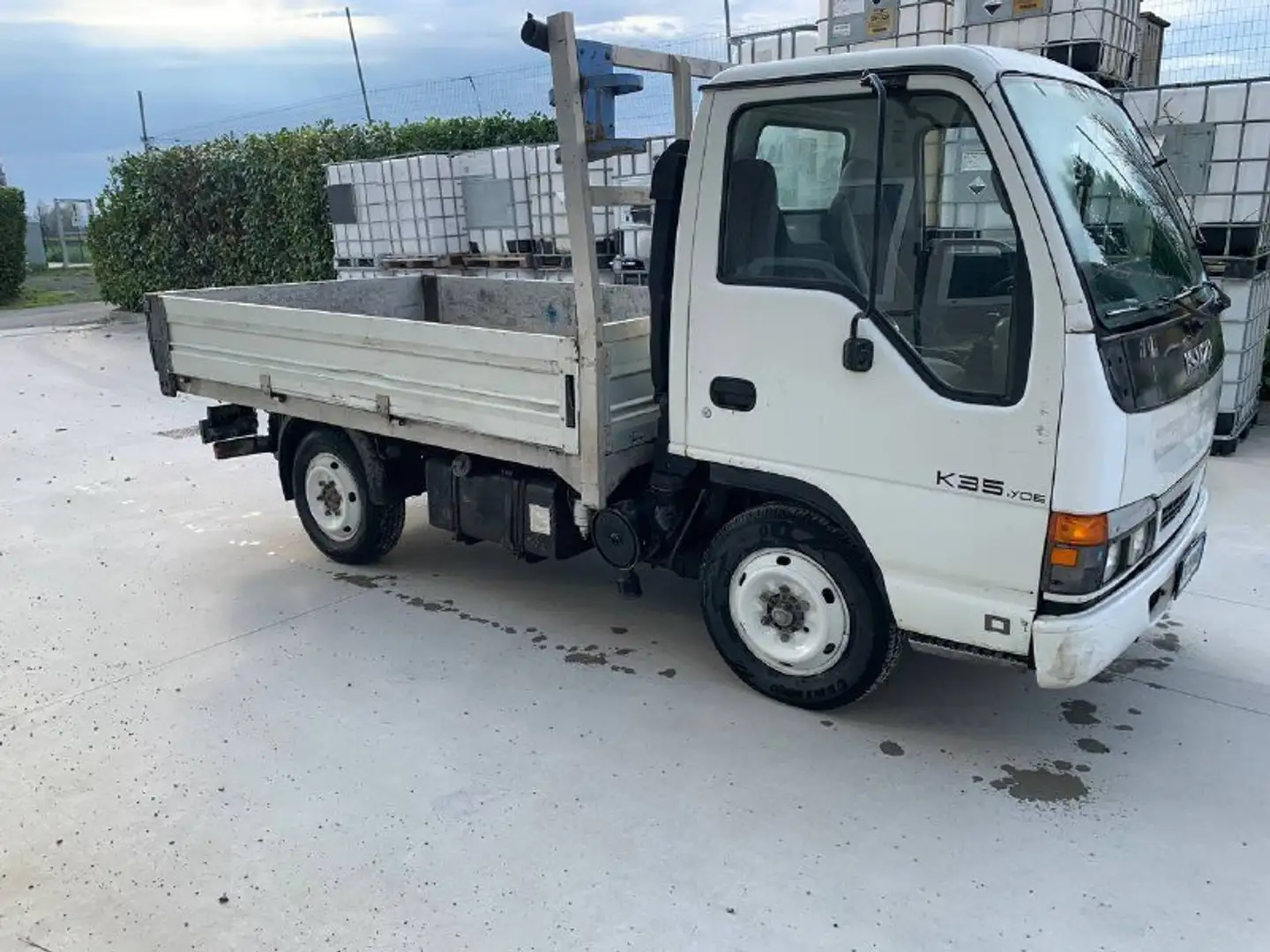 Isuzu NKR 3.0 TD Cassone Fisso Bianco - 1