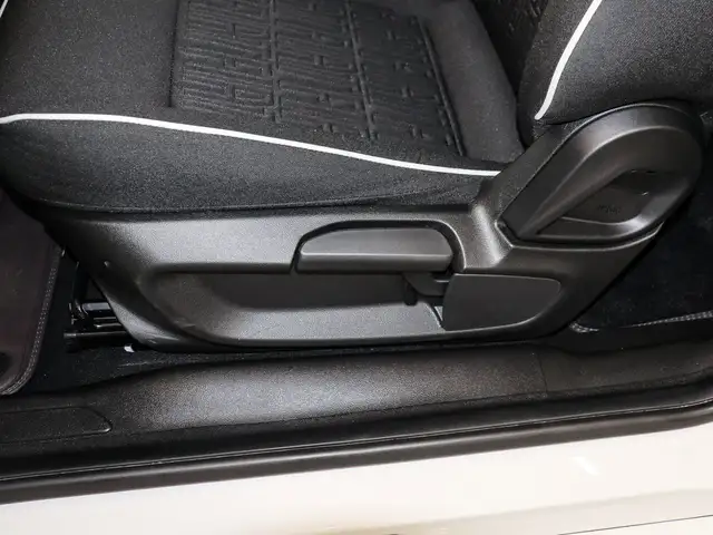 Fiat 500e view 15