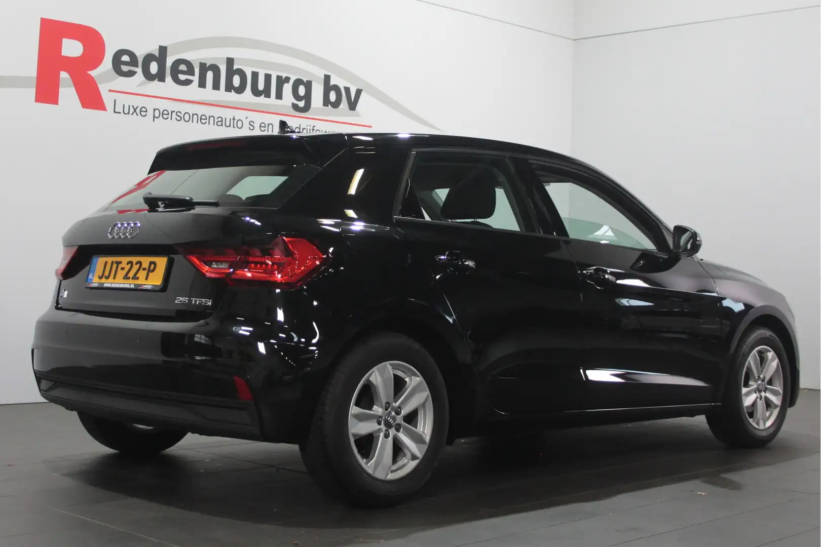 Audi A1 Sportback 25 TFSI - Carplay / Cruise / Stoelverw. Zwart - 2
