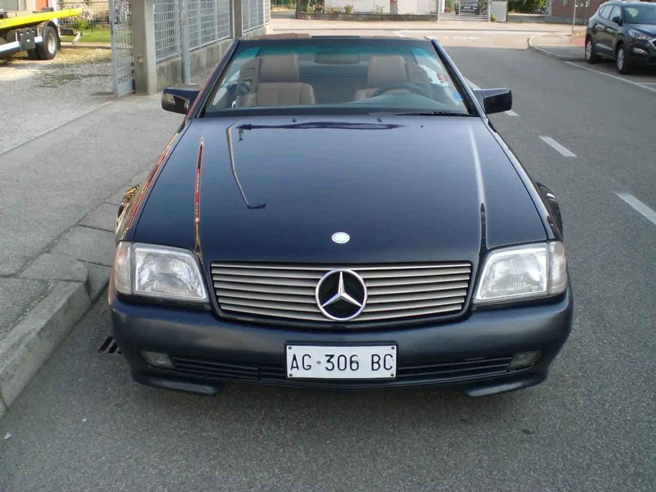 Mercedes-Benz SL-Class SL 300 1993
