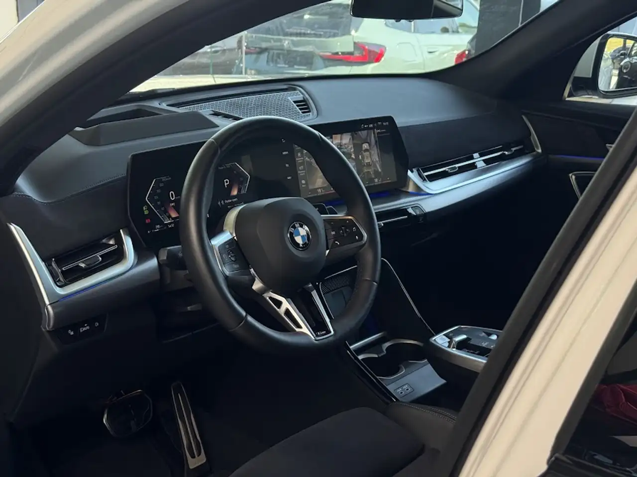 BMW X2 sDrive20i M Sport / HUD / 360CAM / ICONIC GLOW, миниатюра 17
