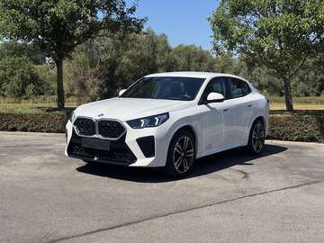 sDrive20i M Sport / HUD / 360CAM / ICONIC GLOW