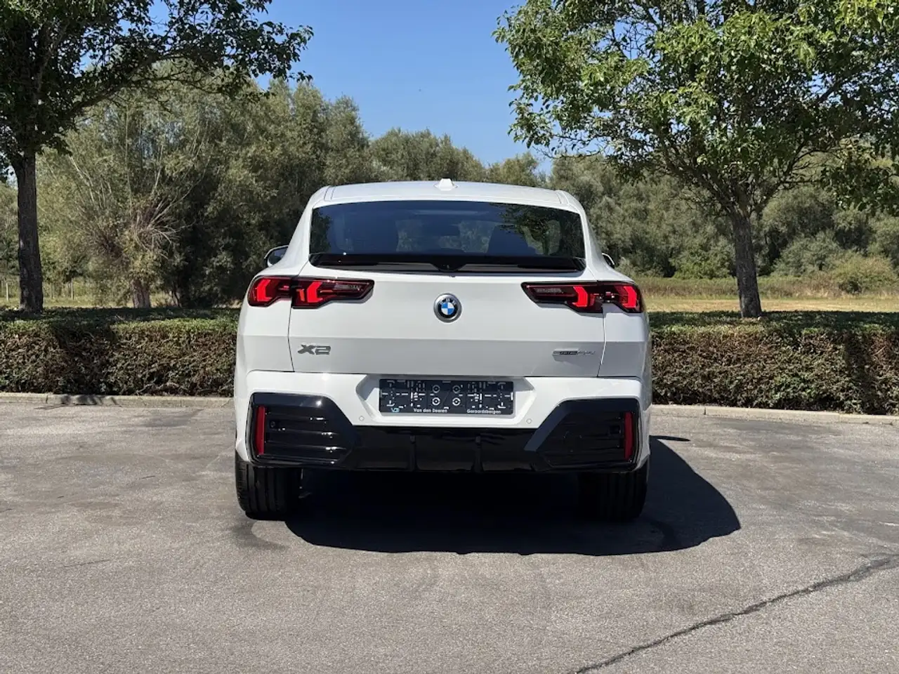 BMW X2 sDrive20i M Sport / HUD / 360CAM / ICONIC GLOW, миниатюра 15
