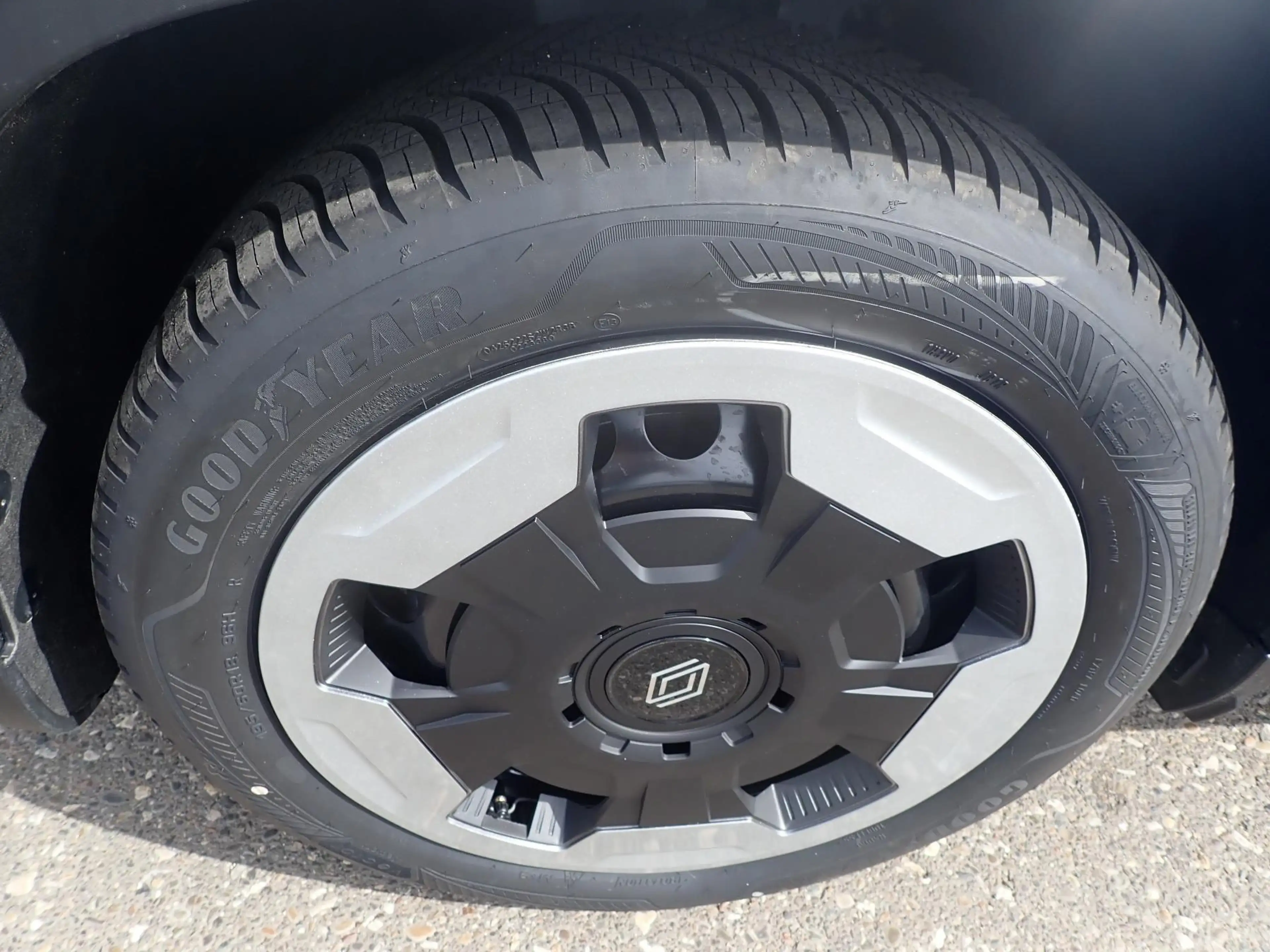 Renault R 4 E-Tech elektrisch Advance 150 Comfort Range — photo 3