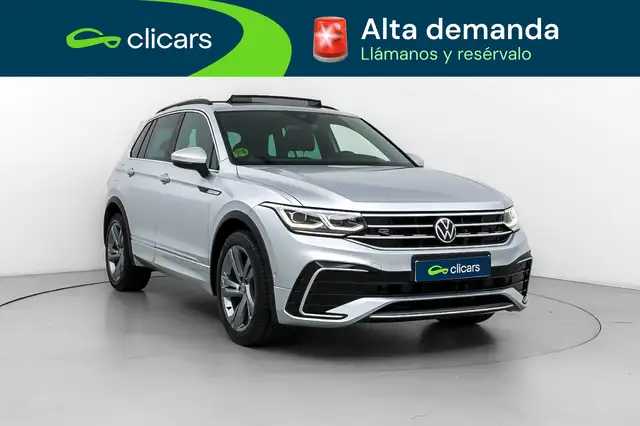Volkswagen Tiguan view 3