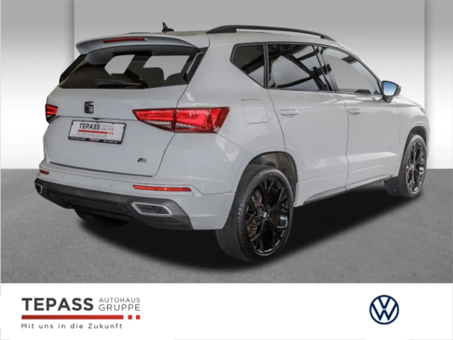 SEAT Ateca 1.5TSI FR LED NAVI PANO AHK Wit - 2