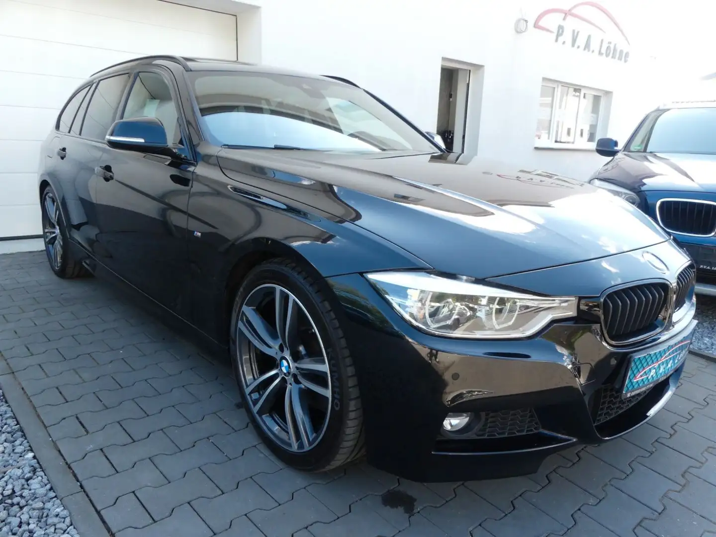 BMW 330 d Touring M Sport Leder |LED |HuD |H&K |Pano Noir - 1