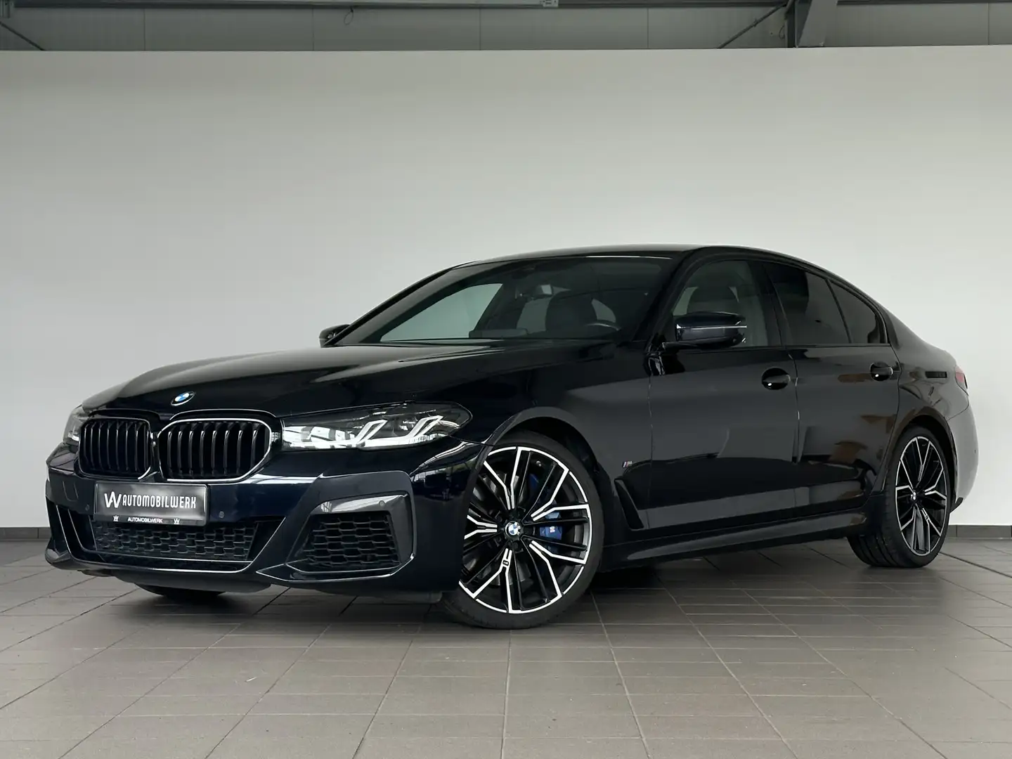 BMW 550 i |XDRIVE|360°|H&K|SHADOW|LED|20|DISP-KEY Schwarz - 1