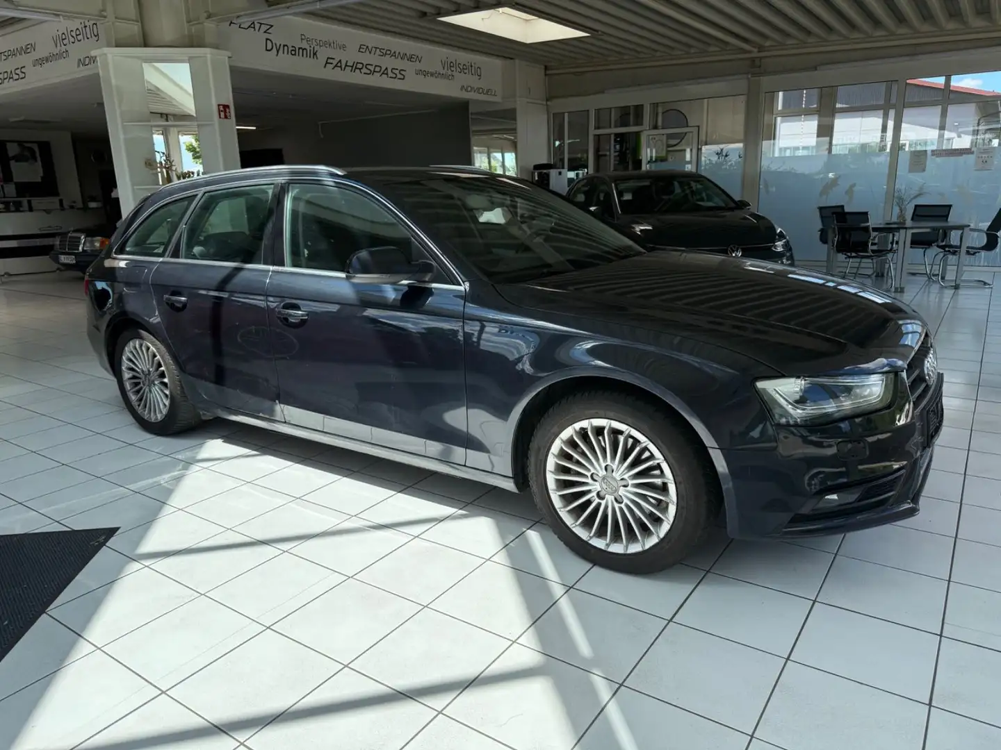Audi A4 Avant Ambiente,Xenon,Navi,Pdc,Klima,Tüv 01/26 Bleu - 1