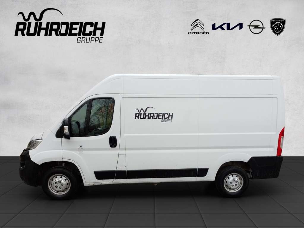Opel Movano