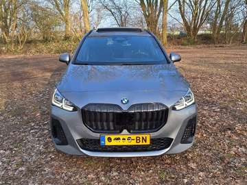 220i