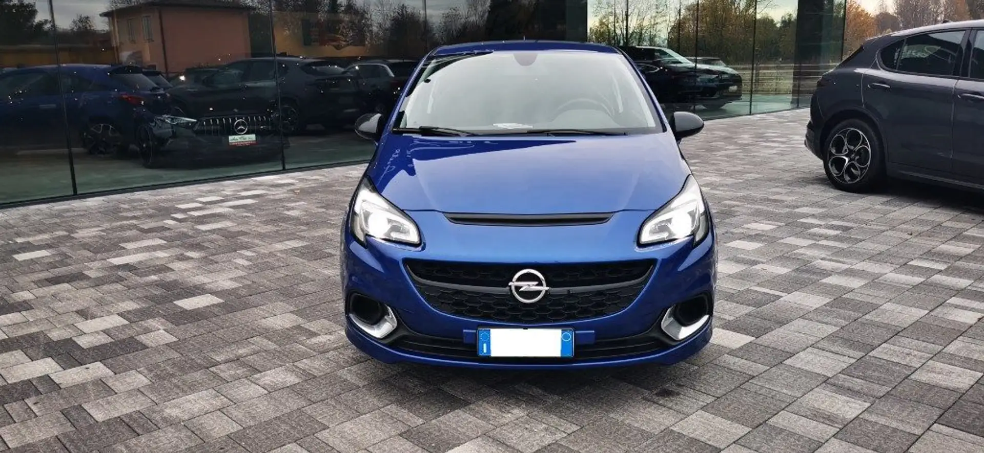 Opel Corsa 1.6 Turbo Coupé OPC Bleu - 1
