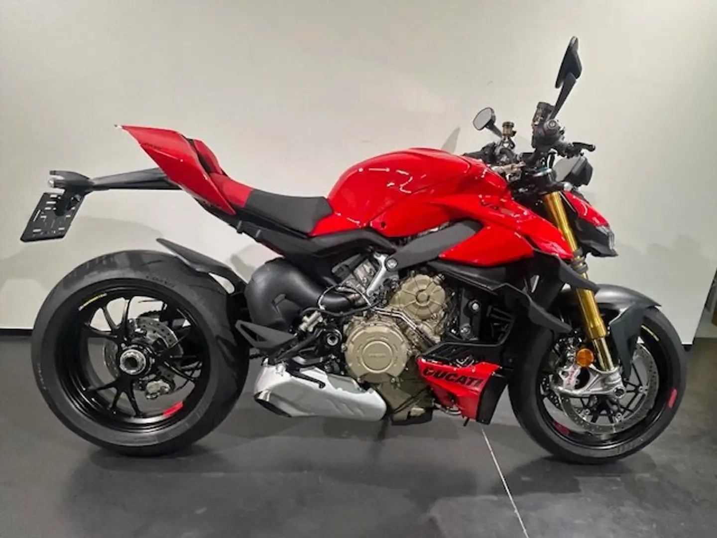 Ducati Streetfighter V4S Rood - 1
