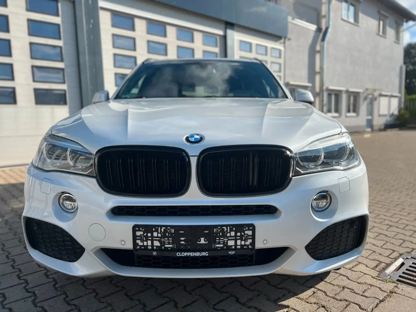 BMW X5 M Sportpaket XDrive 30 d  **7-Sitzer** Weiß - 2