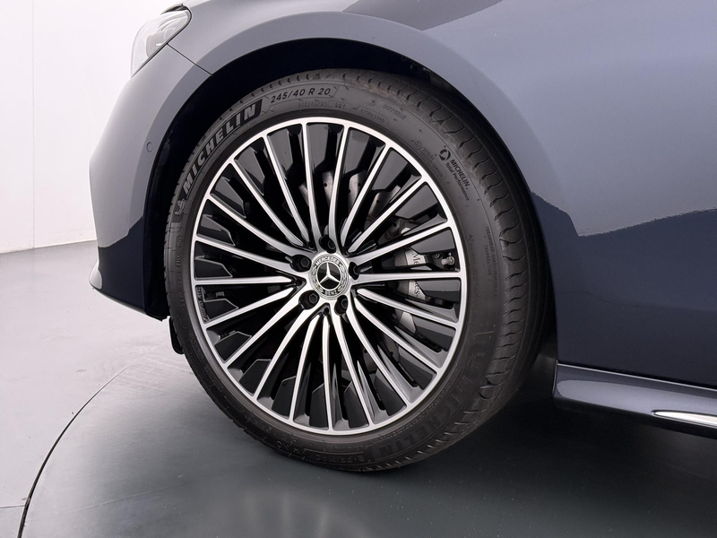Mercedes-Benz E 400 e 4MATIC Exclusive Line | Luchtvering & Achteras b — photo 6