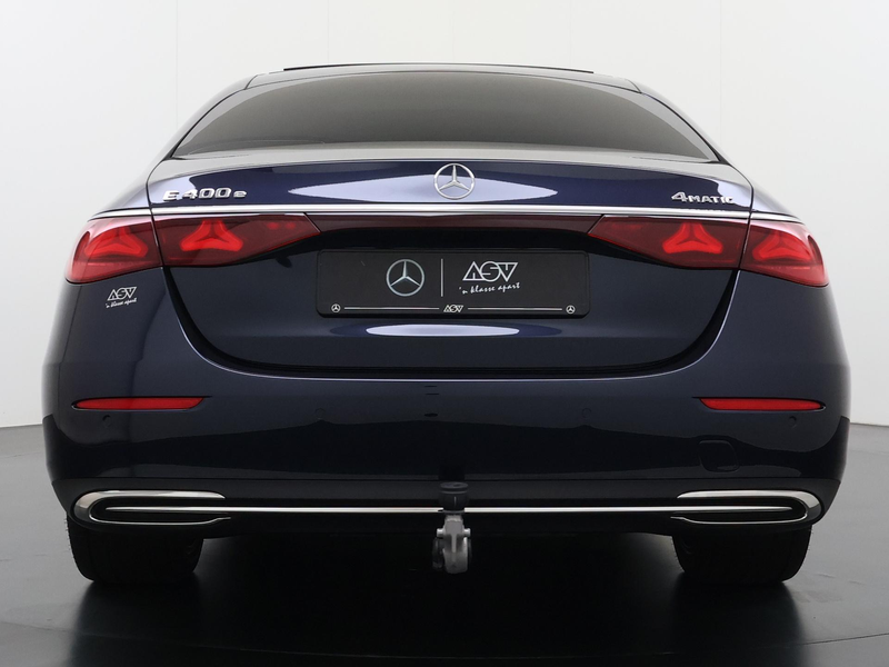 Mercedes-Benz E 400 e 4MATIC Exclusive Line | Luchtvering & Achteras b — photo 7