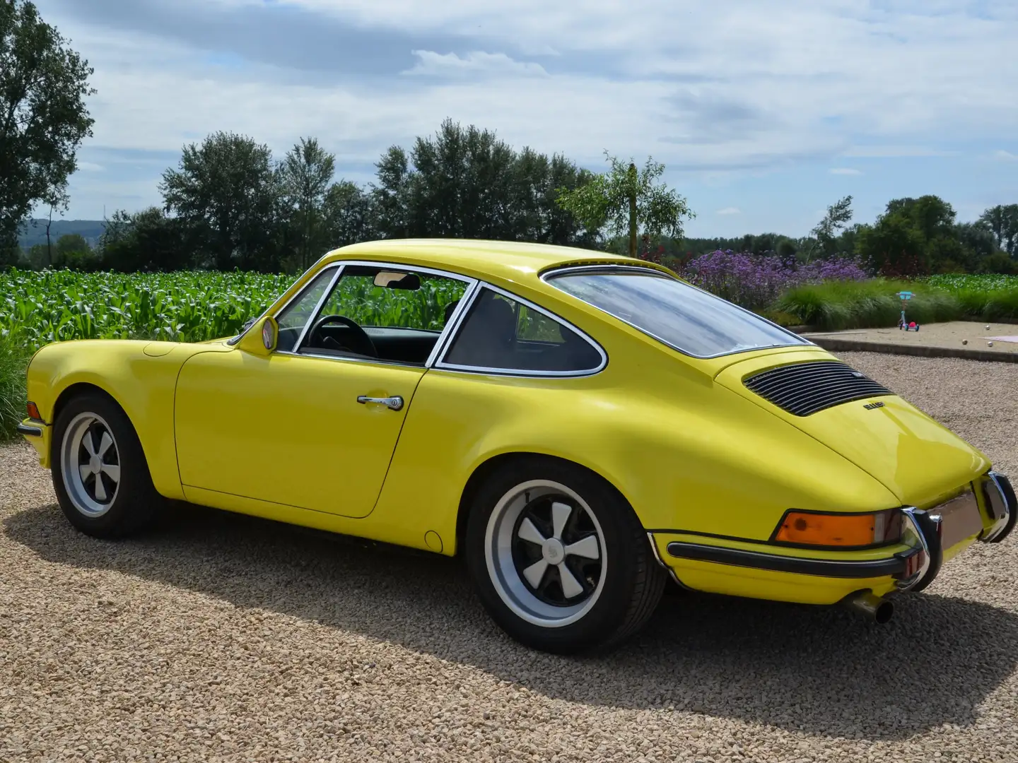 Porsche 911 S Jaune - 1