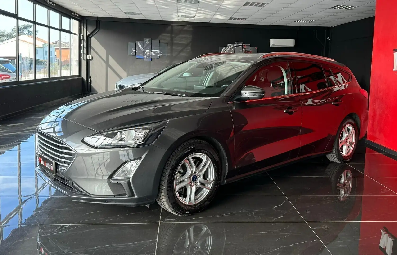 Ford Focus 1.5 EcoBlue 120 CV automatico SW ST-Line Co-Pilot Gris - 1