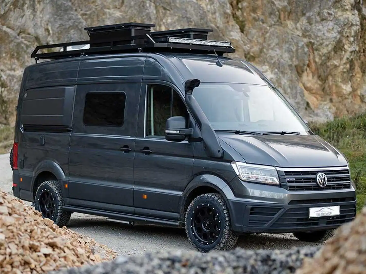 Volkswagen Crafter ADM Shadow 35 L3 H2 2.0 TDI 4Motion Camper Grijs - 1