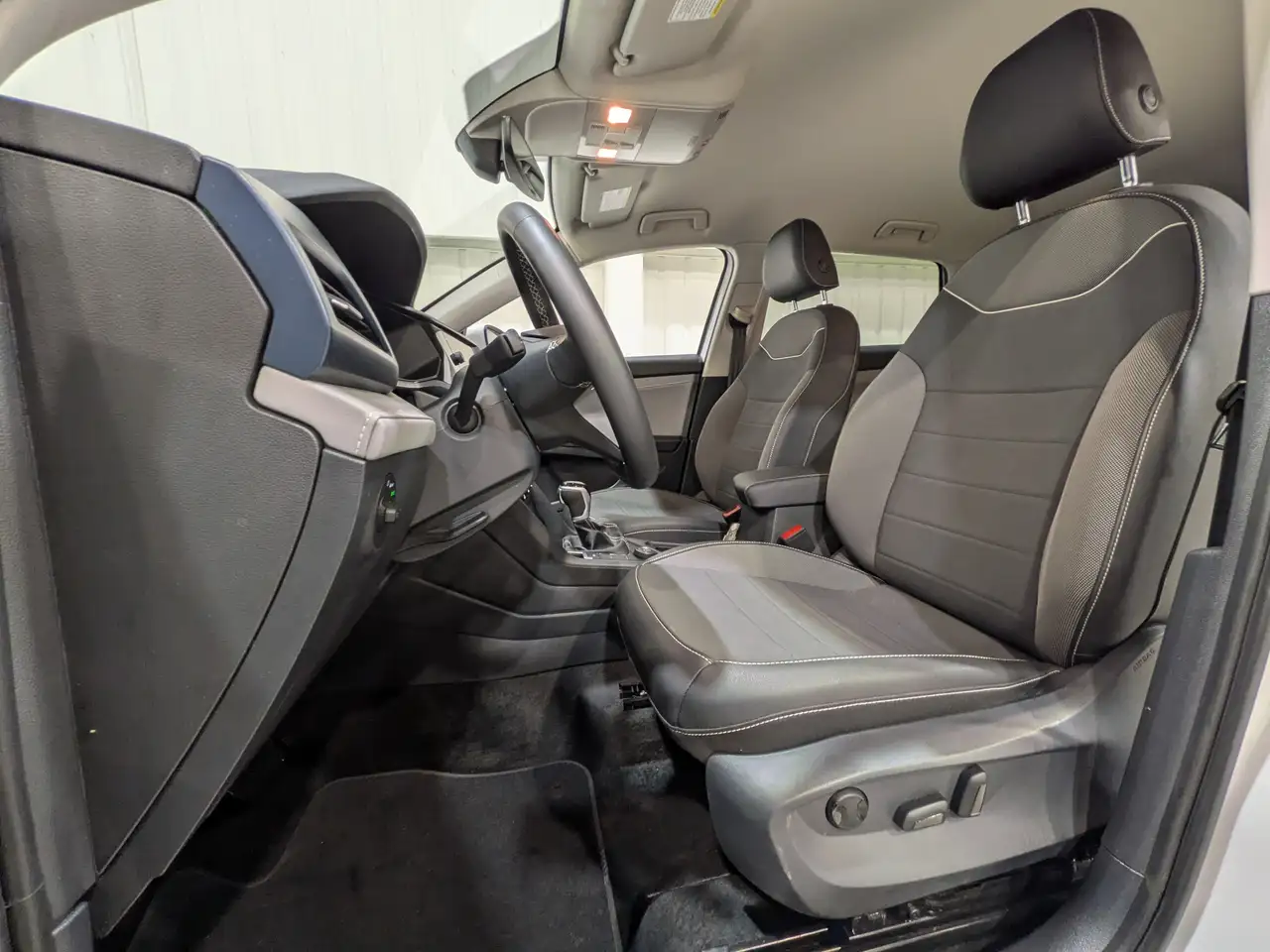 Volkswagen Taos снимка Volkswagen Taos