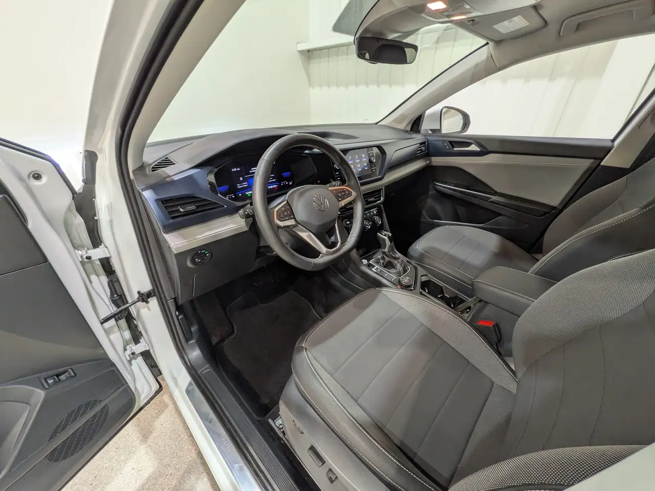 Volkswagen Taos снимка Volkswagen Taos