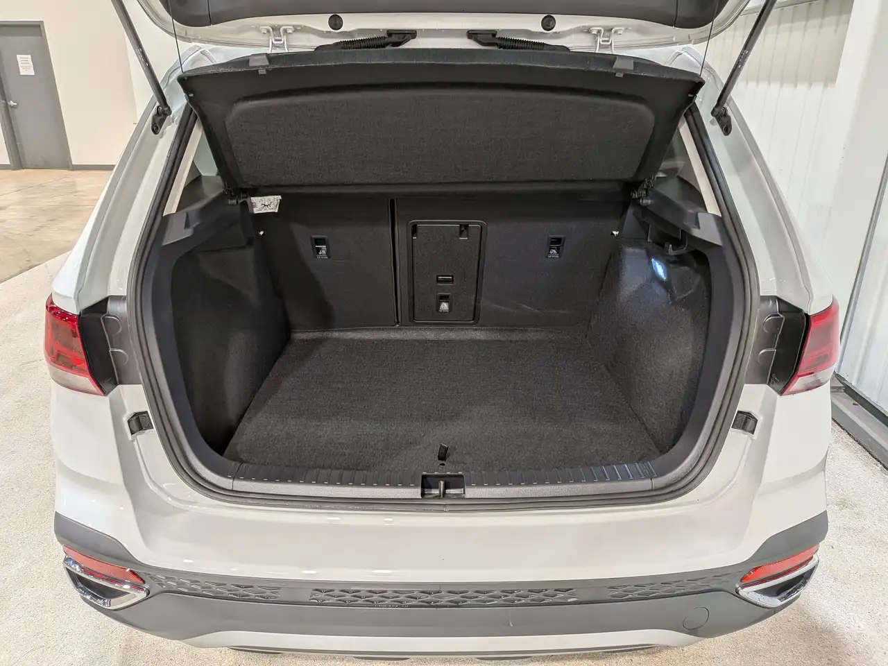 Volkswagen Taos снимка Volkswagen Taos