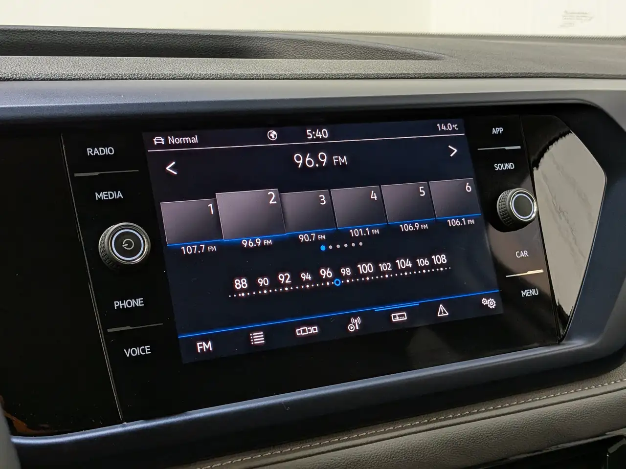 Volkswagen Taos снимка Volkswagen Taos
