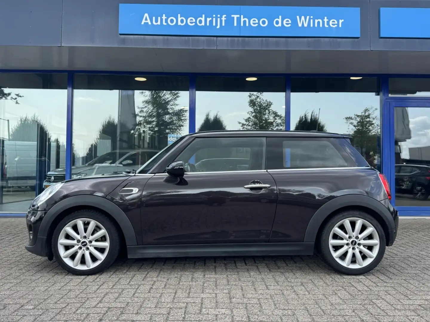 MINI Cooper Mini 1.5 Chili| Clima, Cruise, Navigatie, half led Brun - 2