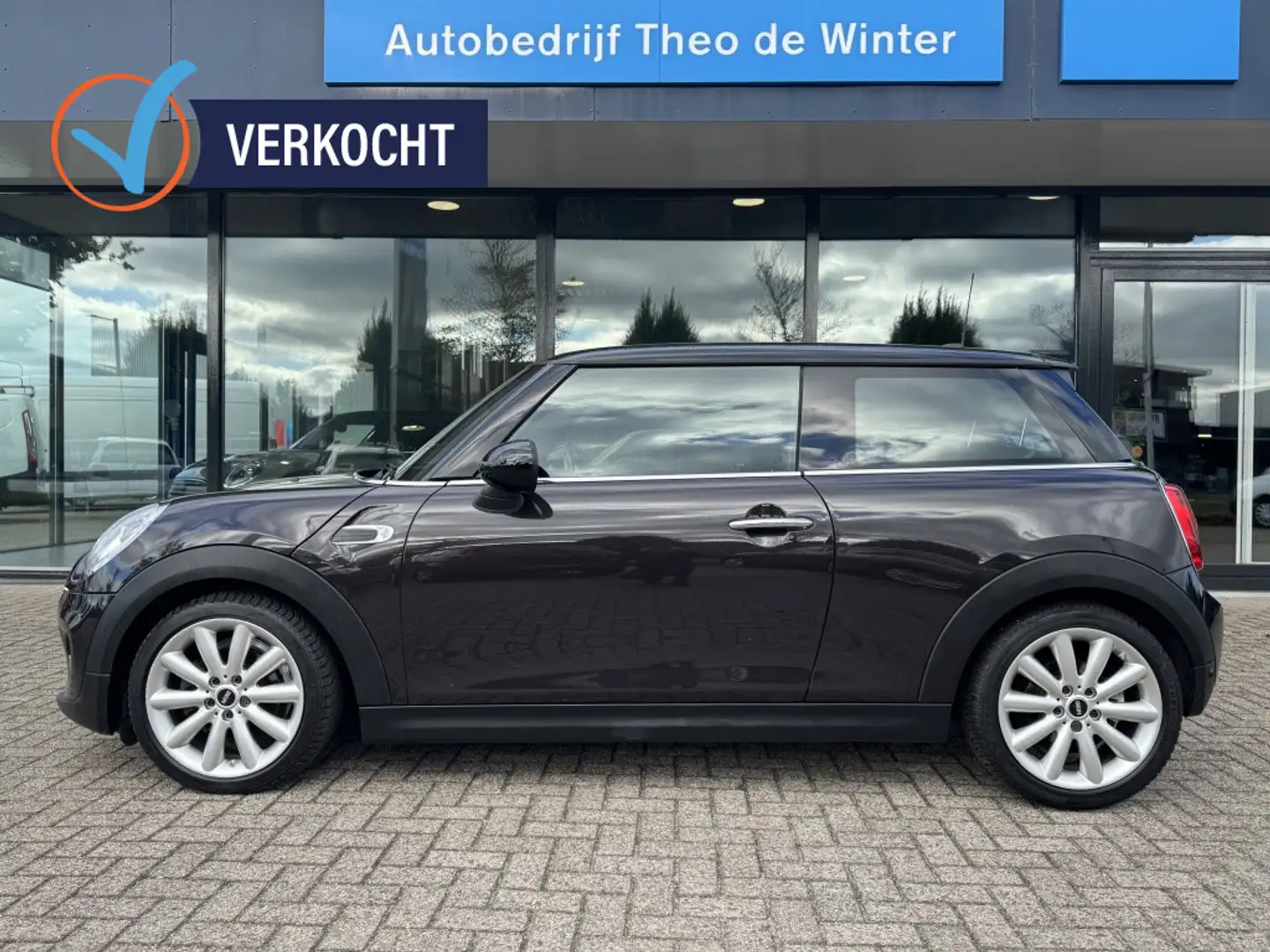 MINI Cooper Mini 1.5 Chili| Clima, Cruise, Navigatie, half led Brun - 2