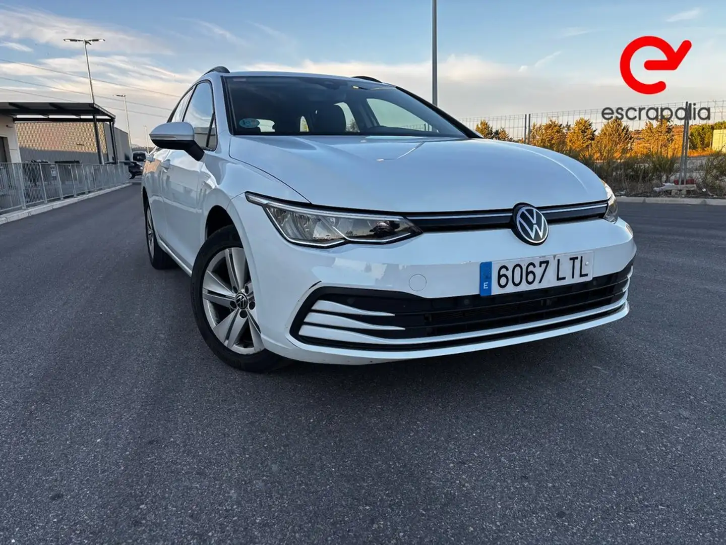 Volkswagen Golf Variant 2.0TDI 85kW Blanco - 1