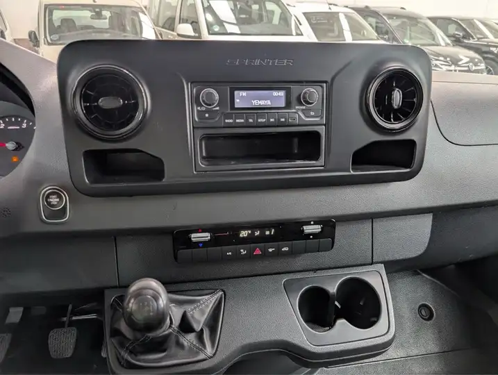 Mercedes-Benz Sprinter 2020, foto 36