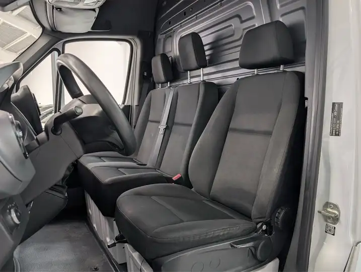 Mercedes-Benz Sprinter 2020, foto 23