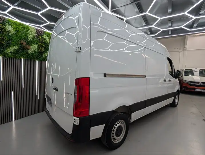 Mercedes-Benz Sprinter 2020, foto 37