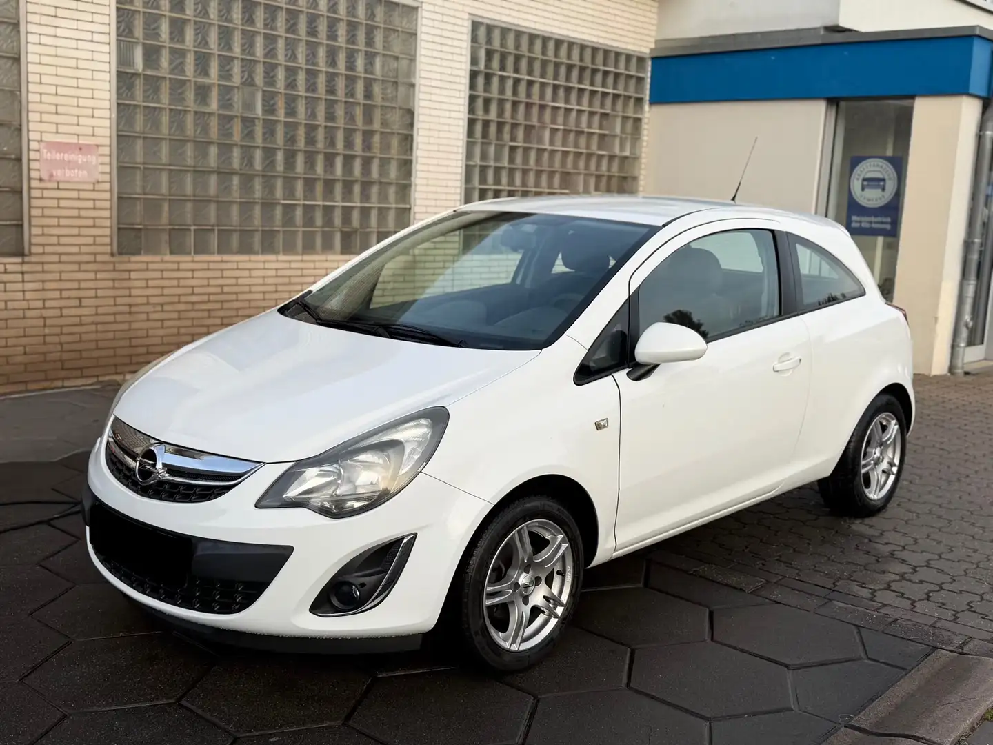 Opel Corsa Edition * 1 Hand * 05.27 Tüv Weiß - 1