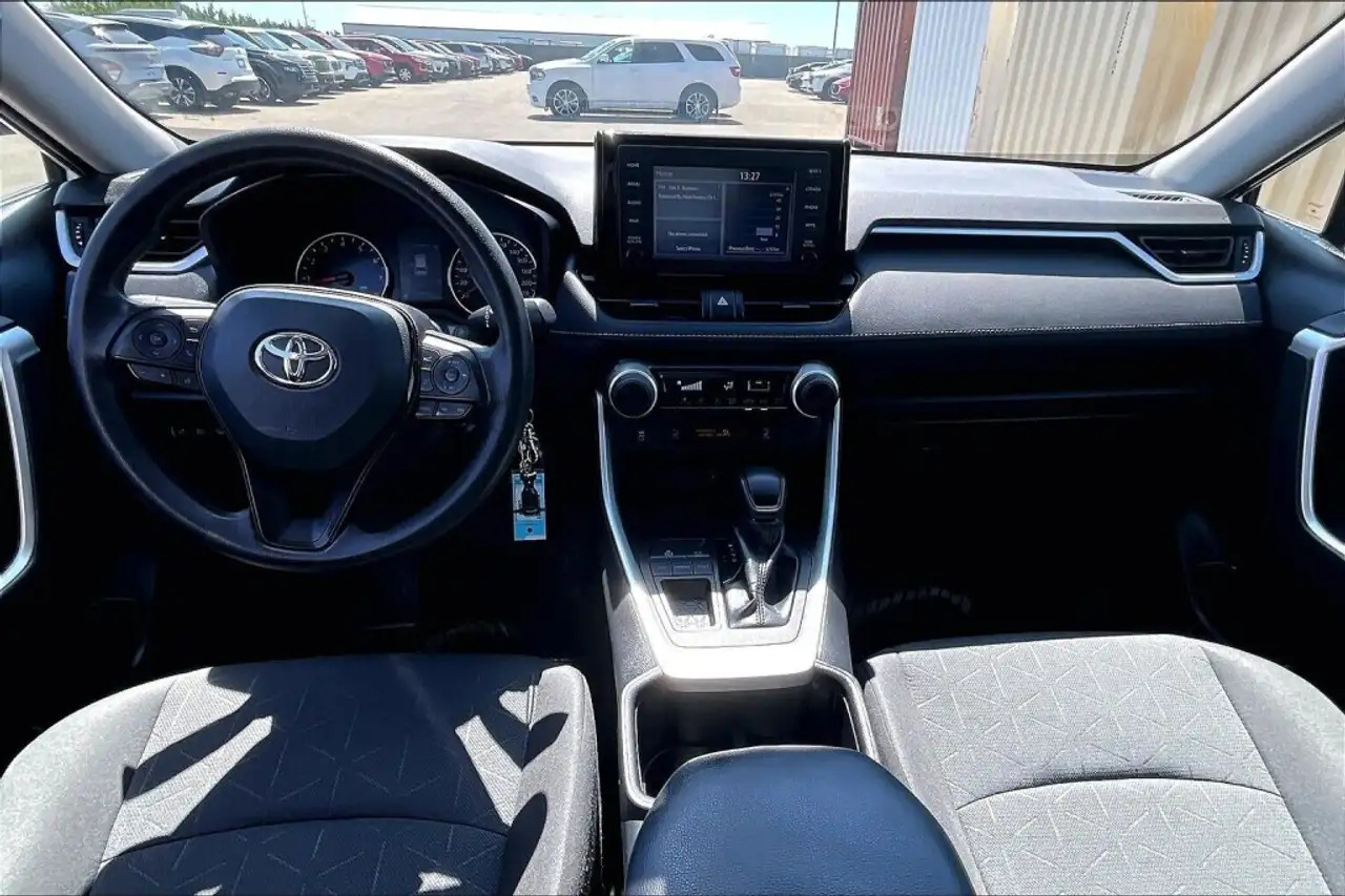 Toyota RAV 4 снимка Toyota RAV 4