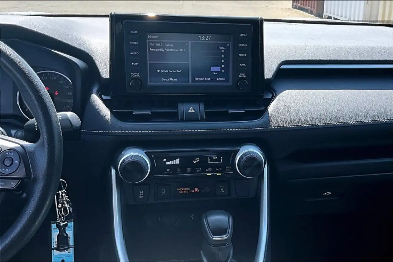 Toyota RAV 4 снимка Toyota RAV 4