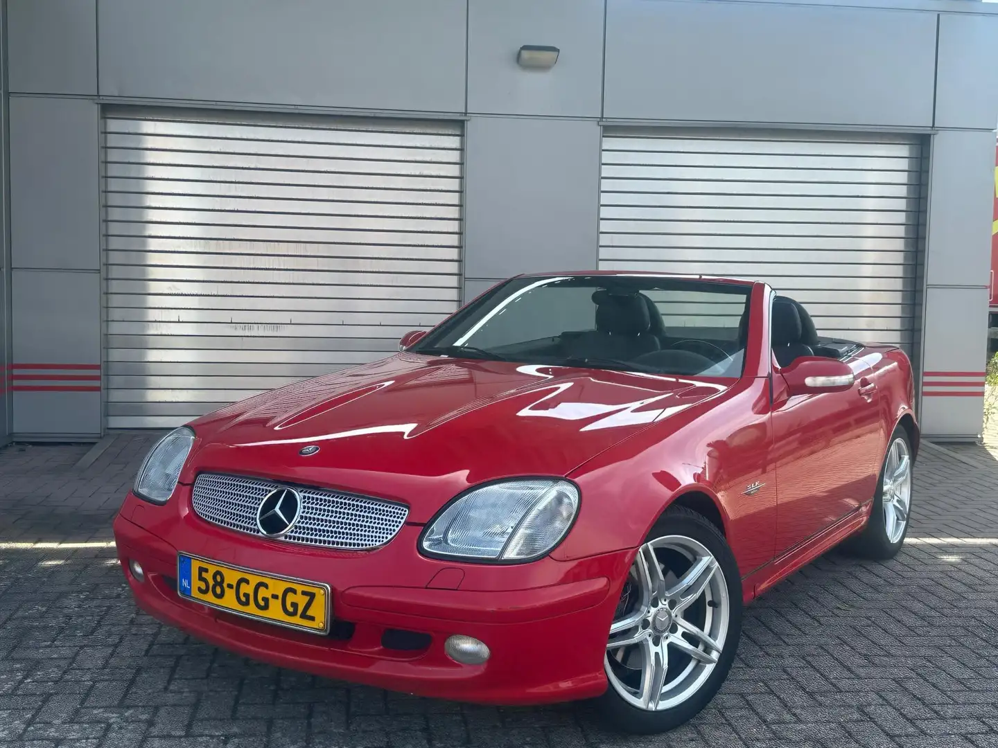 Mercedes-Benz SLK 320 v6 Automaat Rood - 1