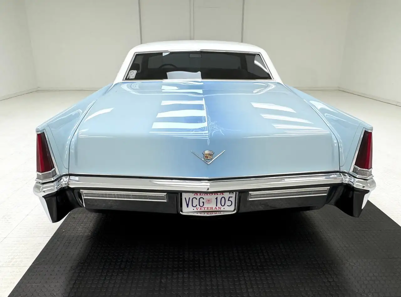 Cadillac Deville 4 Door Hardtop, foto 4