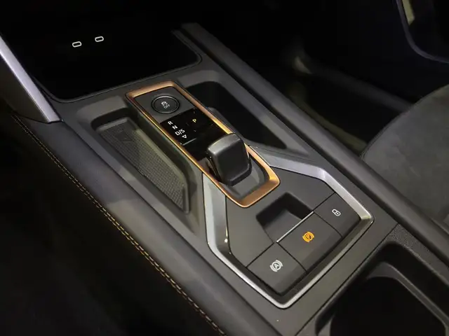 Cupra Leon view 11