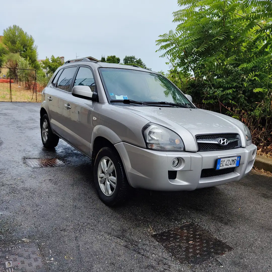 Hyundai TUCSON 2.0 crdi vgt Active 2wd - 1