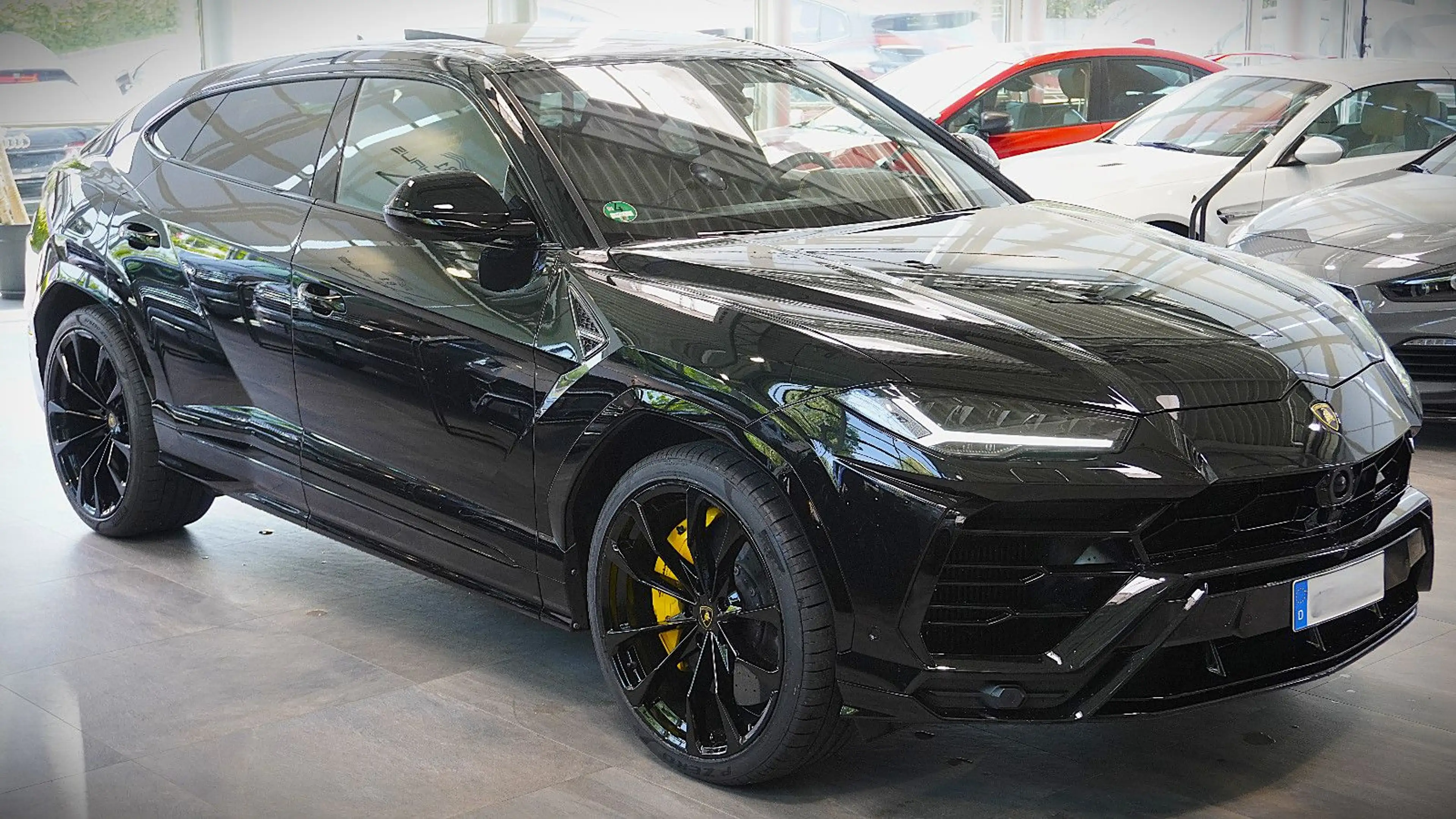 Lamborghini Urus 4.0 NIGHT*FOND*ADAS*MASSAGE*22*FULL-OPTIONS — photo 3