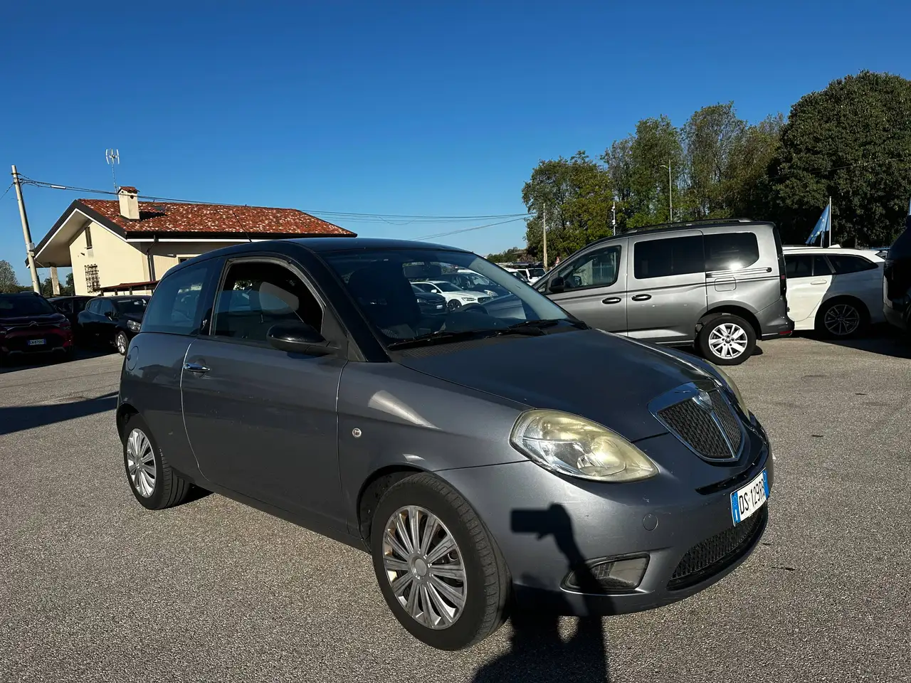 Lancia Ypsilon