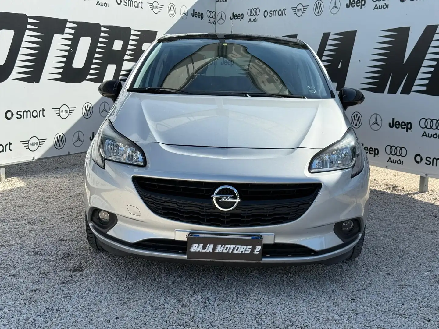 Opel Corsa Corsa V 2015 5p 1.2 Innovation (cosmo) my16 Argent - 2