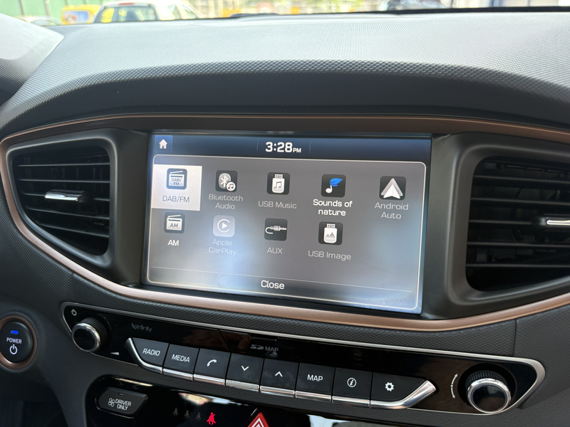 Hyundai IONIQ Comfort EV CARPLAY/CAMERA/CLIMA/NL AUTO/NAP — photo 11