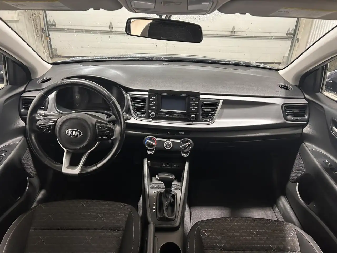 Kia Rio снимка Kia Rio