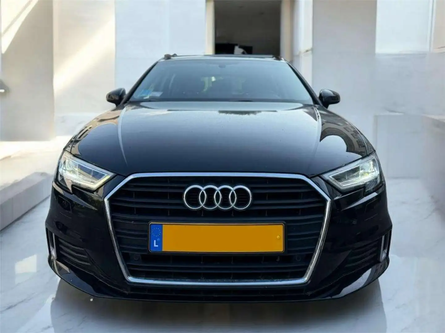 Audi A3 35 TFSI 150CH Sportback S-tronic Facelift Noir - 2