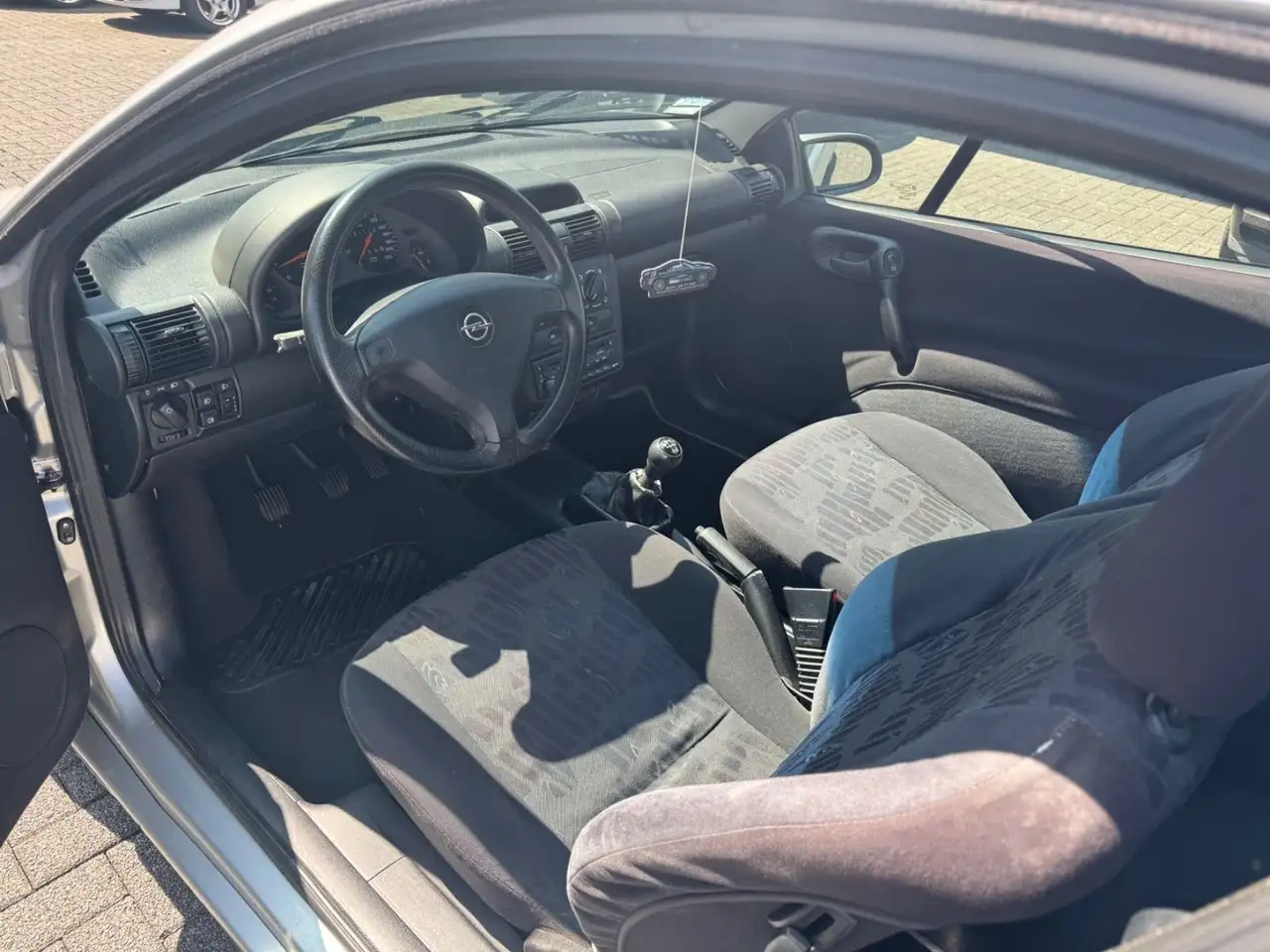 Opel Tigra 1.4/ TÜV NEU/ 1.HAND/ SCHIEBEDACH, foto 8