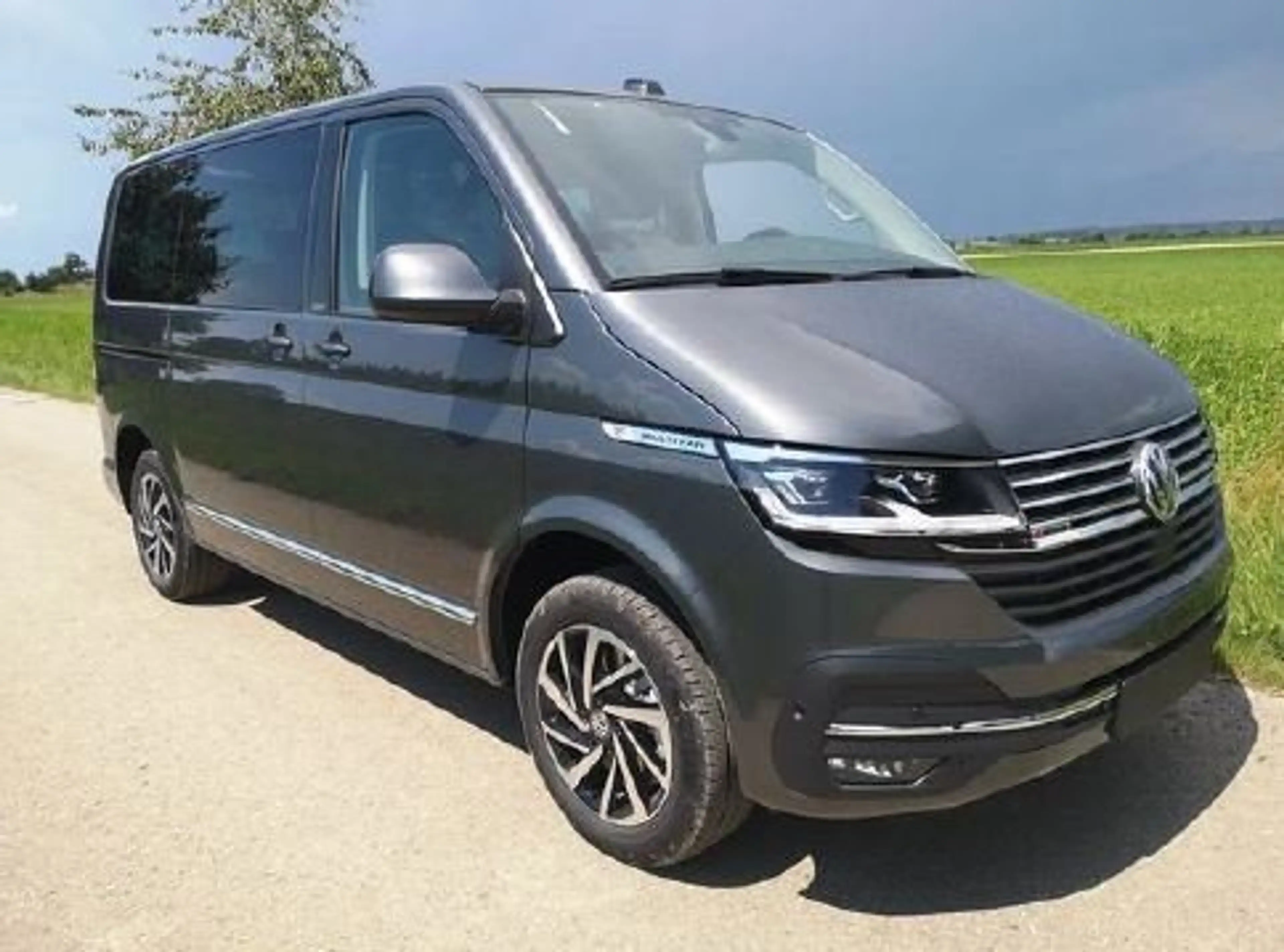 Volkswagen T6.1 Multivan T6.1  Multivan Cruse 4Motion ACC STH — photo 8