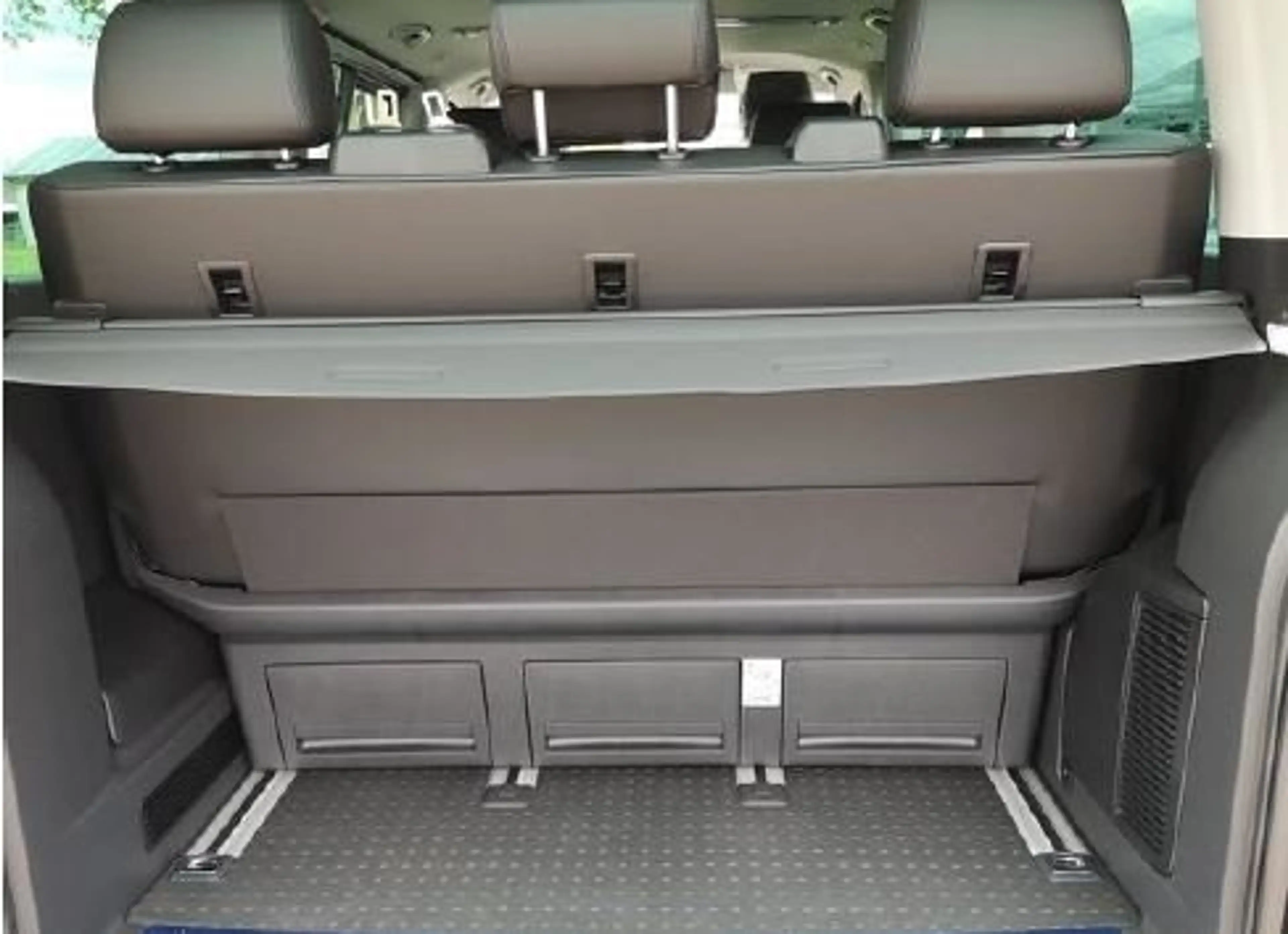 Volkswagen T6.1 Multivan T6.1  Multivan Cruse 4Motion ACC STH — photo 4
