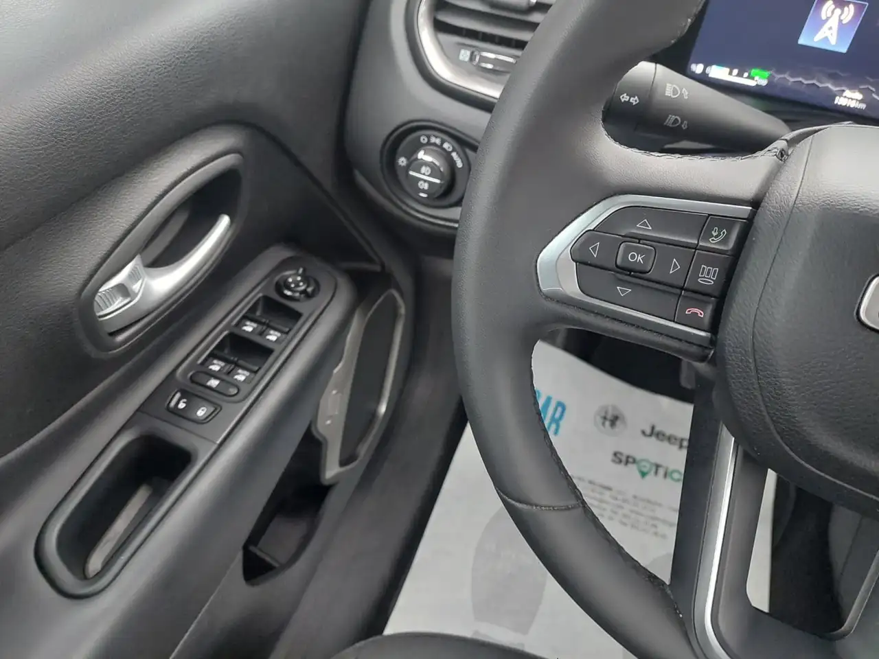 Jeep Renegade 1.5 T4 MHEV 130cv Summit DDCT 17